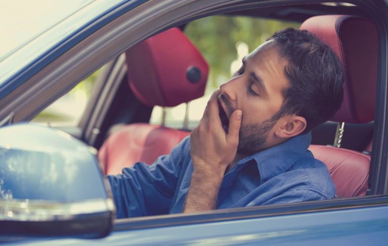 9 claves para evitar el sueño al conducir