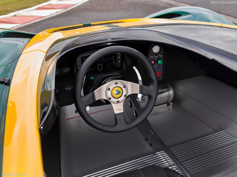 Lotus 3-Eleven: interior