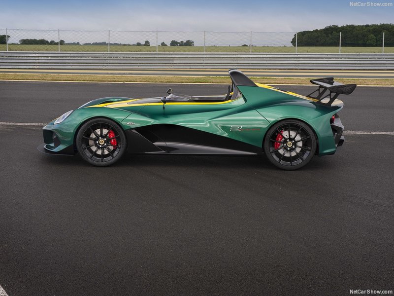Lotus 3-Eleven: lateral