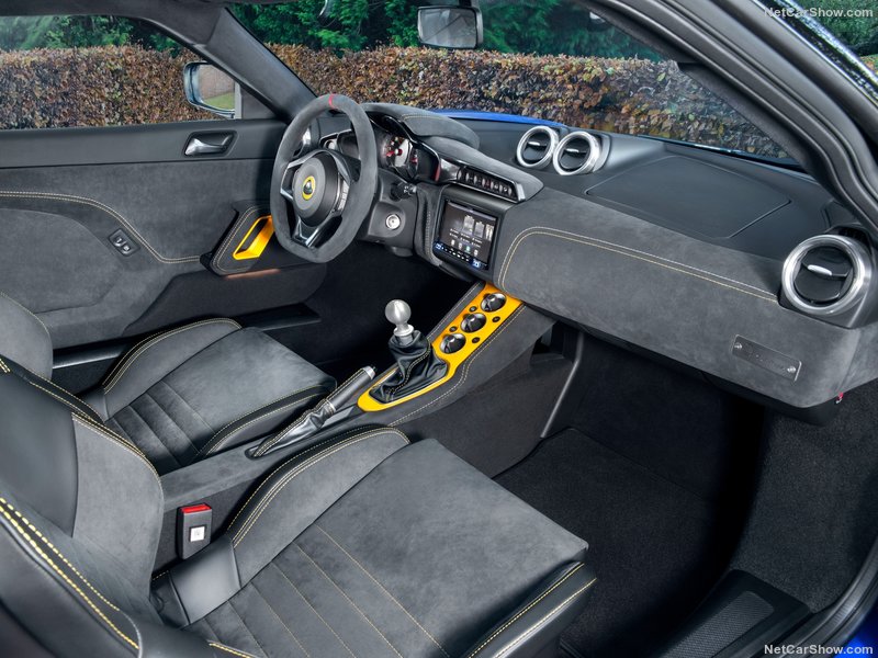 Lotus Evora GT410 Sport: interior
