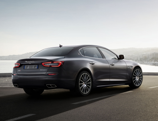 Maserati Quattroporte: trasera