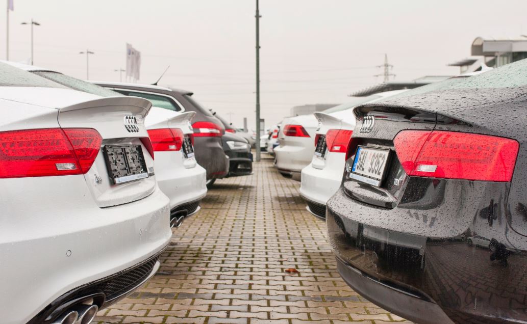¿Sale rentable importar un coche?