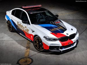 BMW M5 Safety Car, dispuesto a poner a raya a las MotoGP