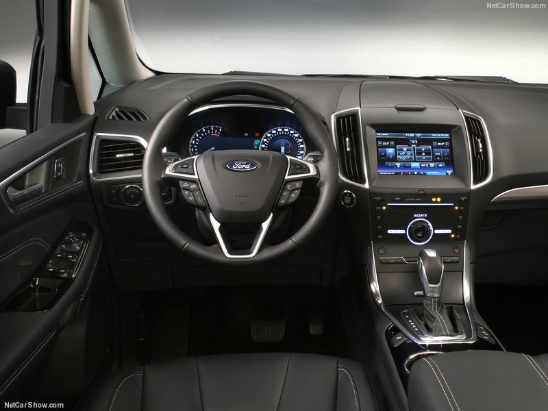Ford Galaxy: interior