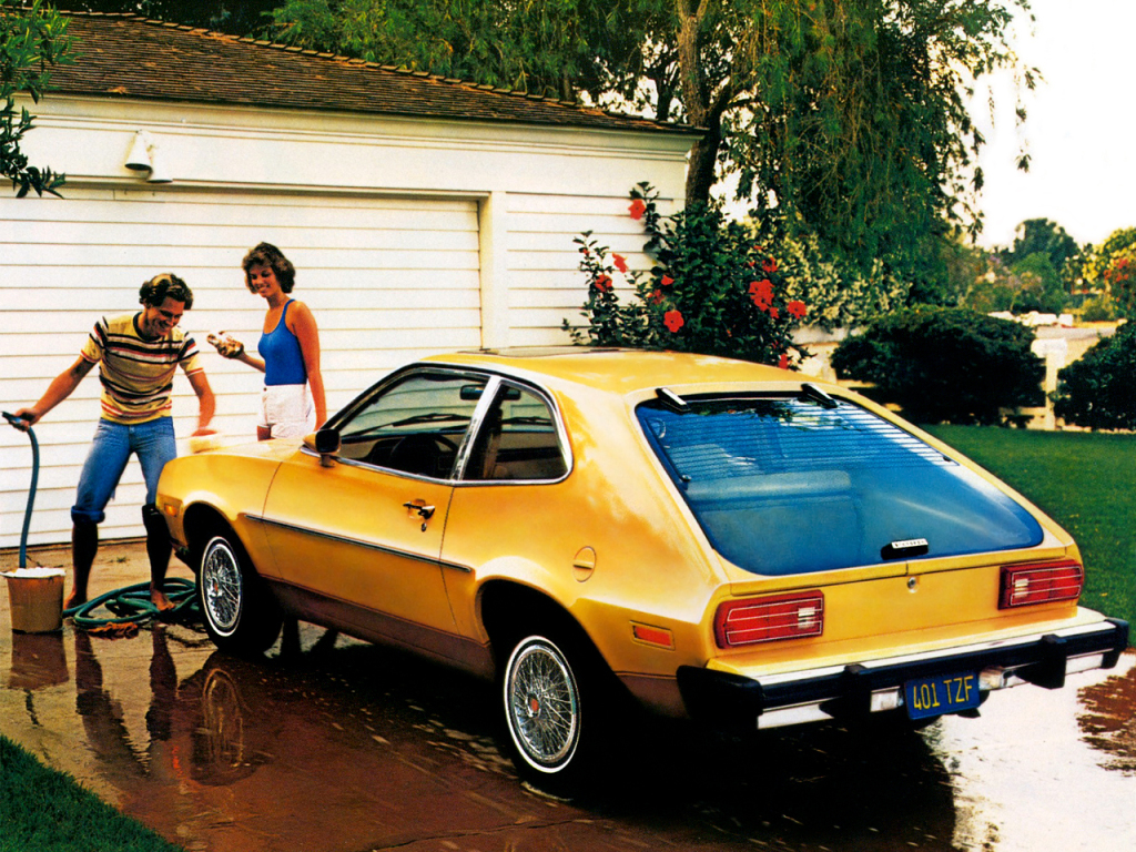 Ford Pinto: trasera