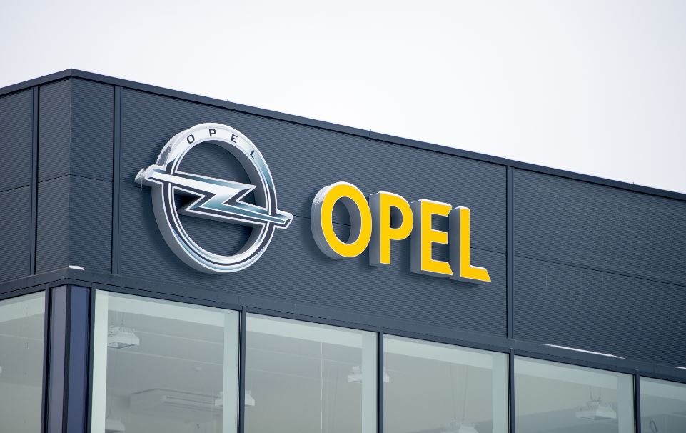 ¿Opel puede desaparecer tras ser comprada por PSA?