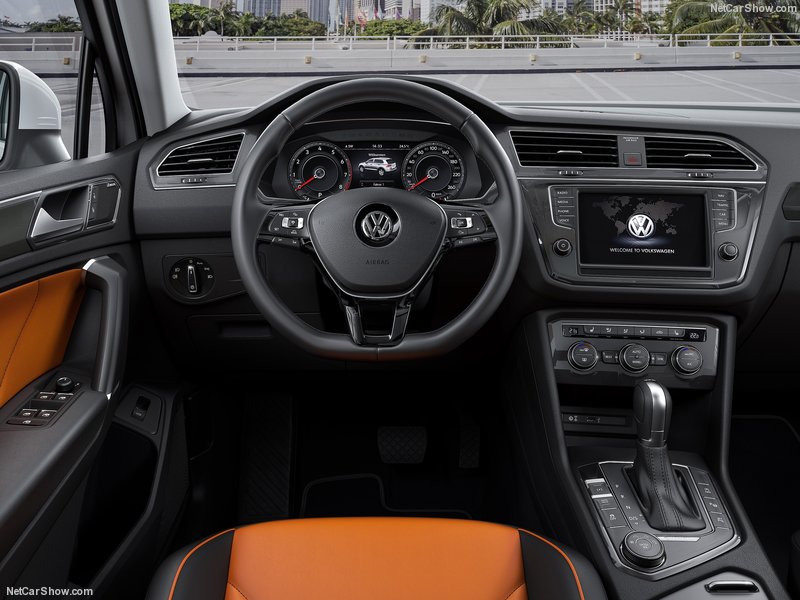 Volkswagen Tiguan: interior