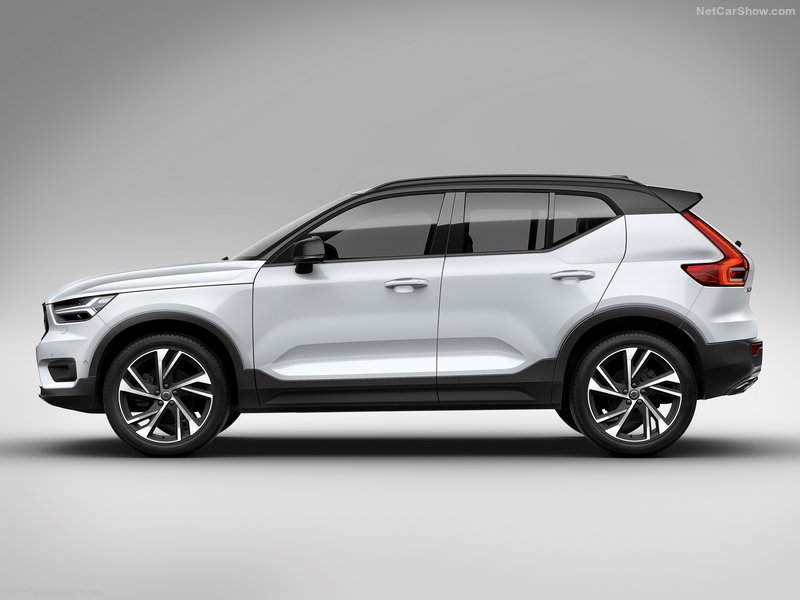 Volvo XC40: lateral