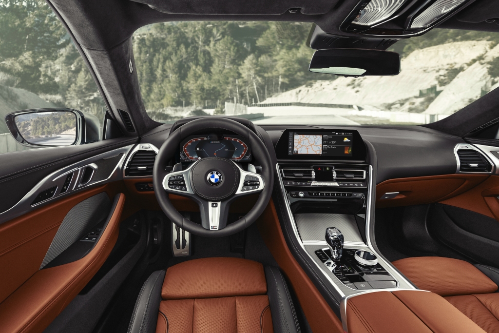 BMW Serie 8: interior