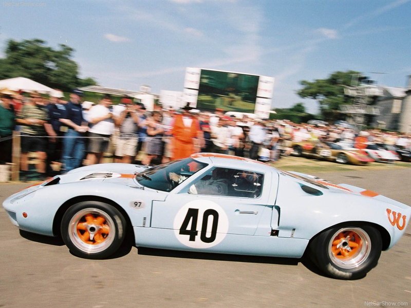 Ford GT40: lateral