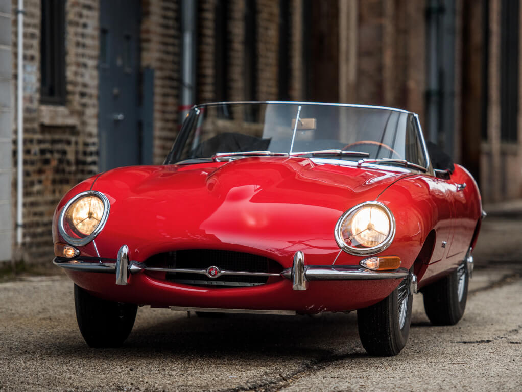 Jaguar E Type 3.8 de frente