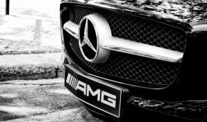 ¿Qué significan las siglas de los coches?