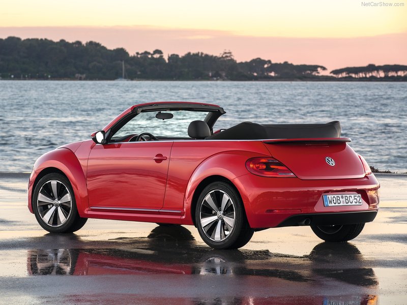 Volkswagen Beetle Cabrio: trasera