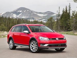 Volkswagen Golf Alltrack, con una chispa aventurera