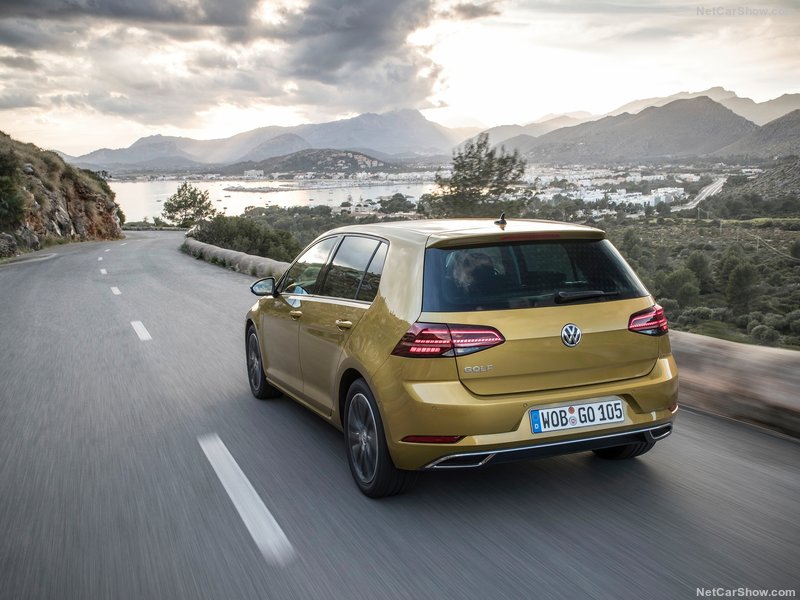 Volkswagen Golf: trasera