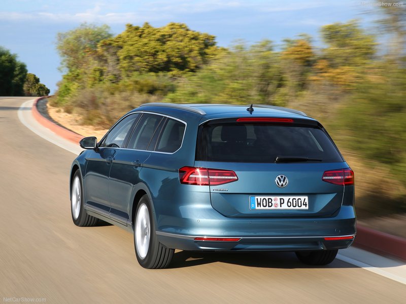 Volkswagen Passat Variant: trasera