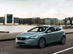 Volvo V40, a la sombra de los alemanes