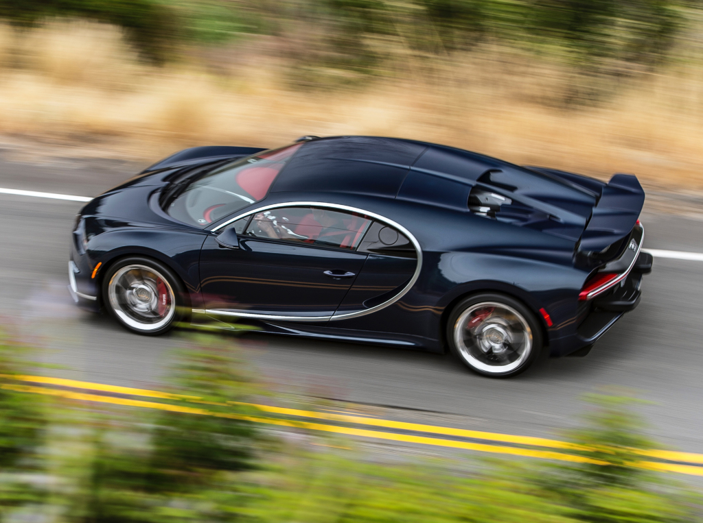 Bugatti Chiron: lateral