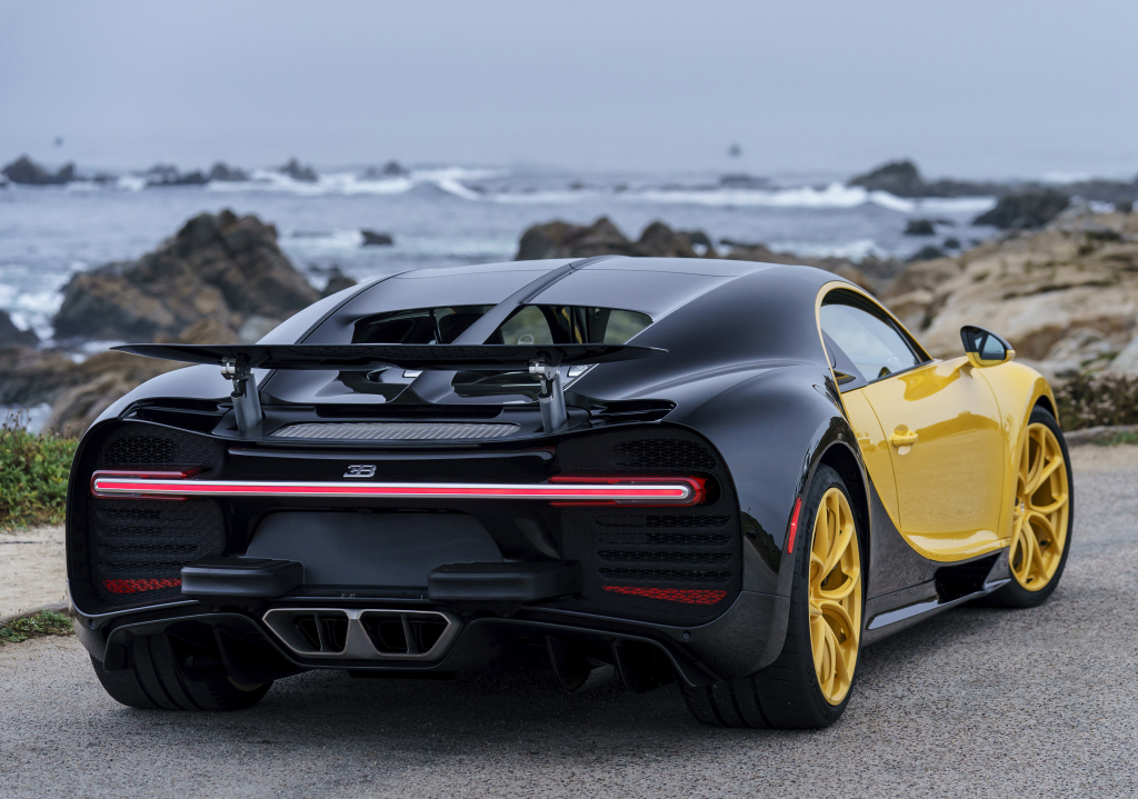Bugatti Chiron: trasera