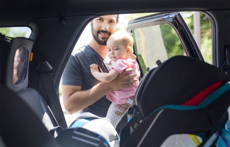 Tips para escoger una silla de bebé para el coche