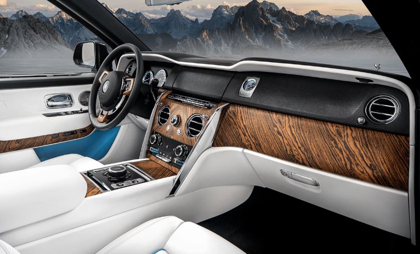 Interior del Rolls-Royce Cullinan.