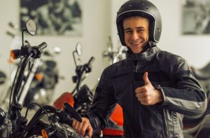 ¿Pros y contras de las motos respecto a los coches?