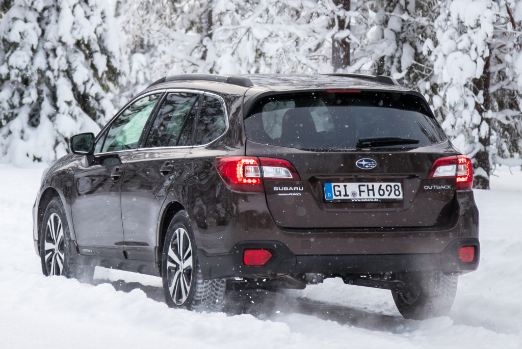 Subaru Outback: trasera