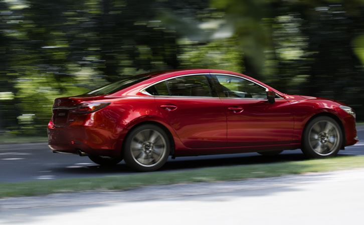 Diseño del nuevo Mazda 6 2018.