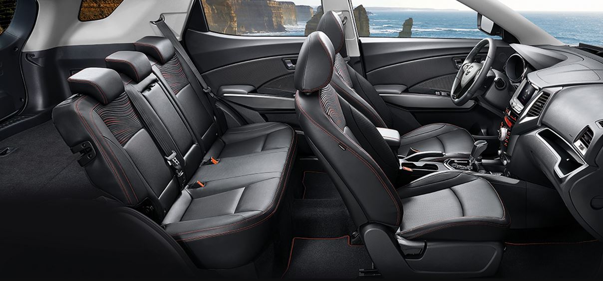 Interior del SsangYong XLV.