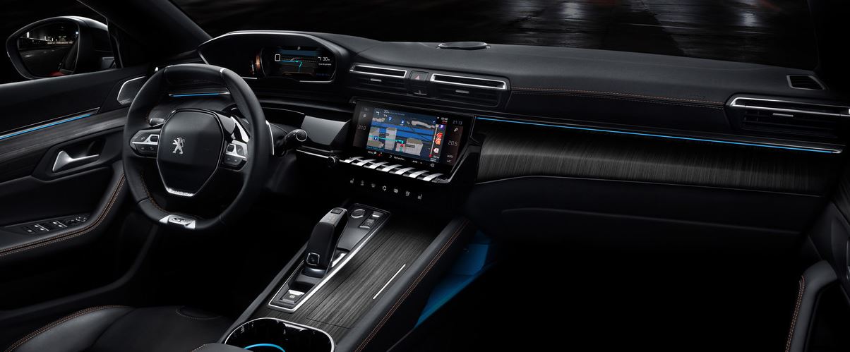 Interior del nuevo Peugeot 508 de 2018.
