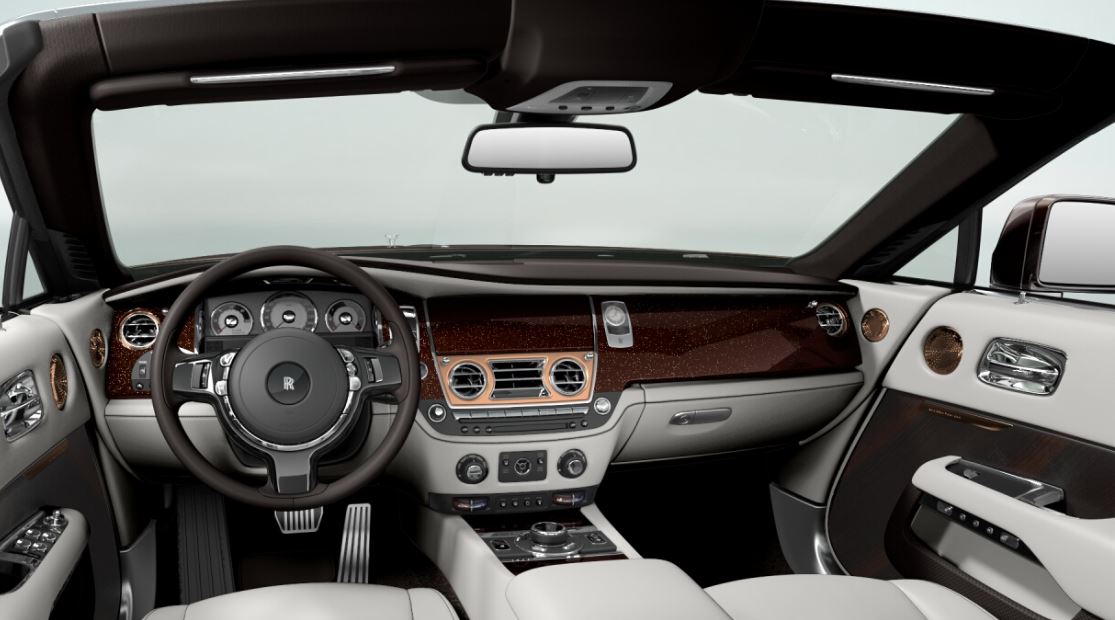 Interior del Rolls-Royce Dawn.