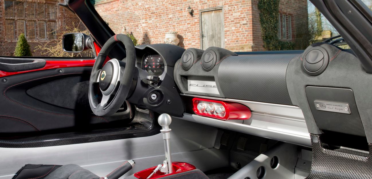 Interior del Lotus Elise Sport.