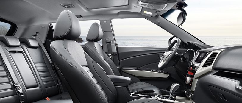 Interior del SsangYong Tivoli.