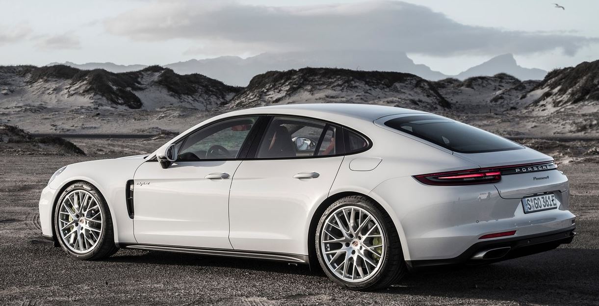 Diseño del Porsche Panamera E Hybrid.