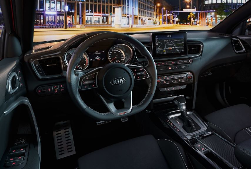 Interior del Kia Proceed.
