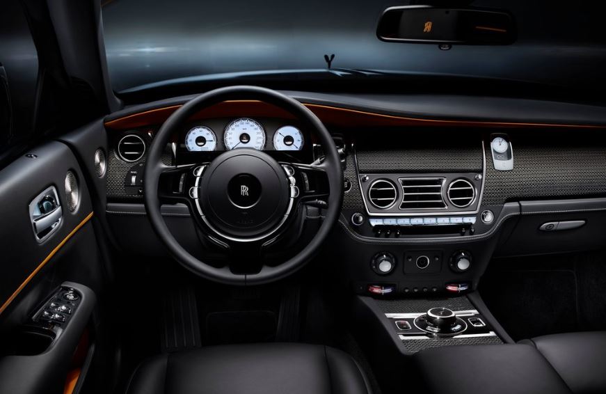 Interior del Rolls Royce Black Badge.