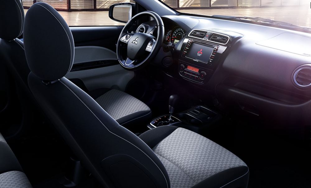 Interior del Mitsubishi Space Star.