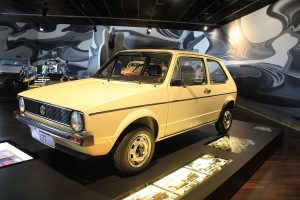 Volkswagen Golf Mk1 1977: frontal