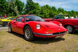 Coche-Ferrari-Dino-206-GT-en-honor-a-Dino-Ferrari