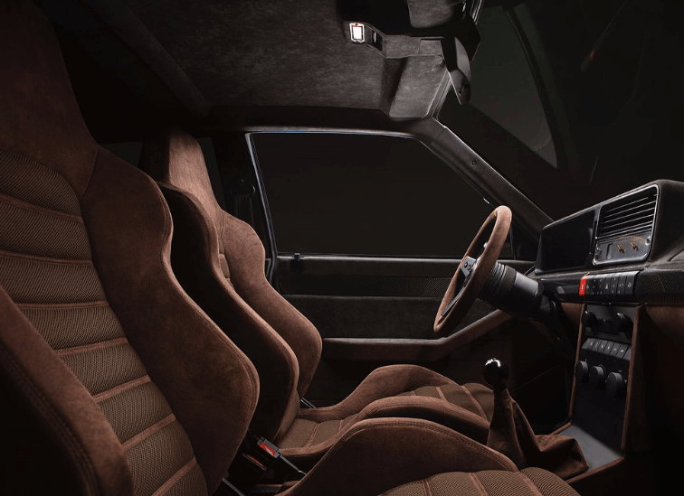 Lancia Delta Futurista by Automobili Amos: interior
