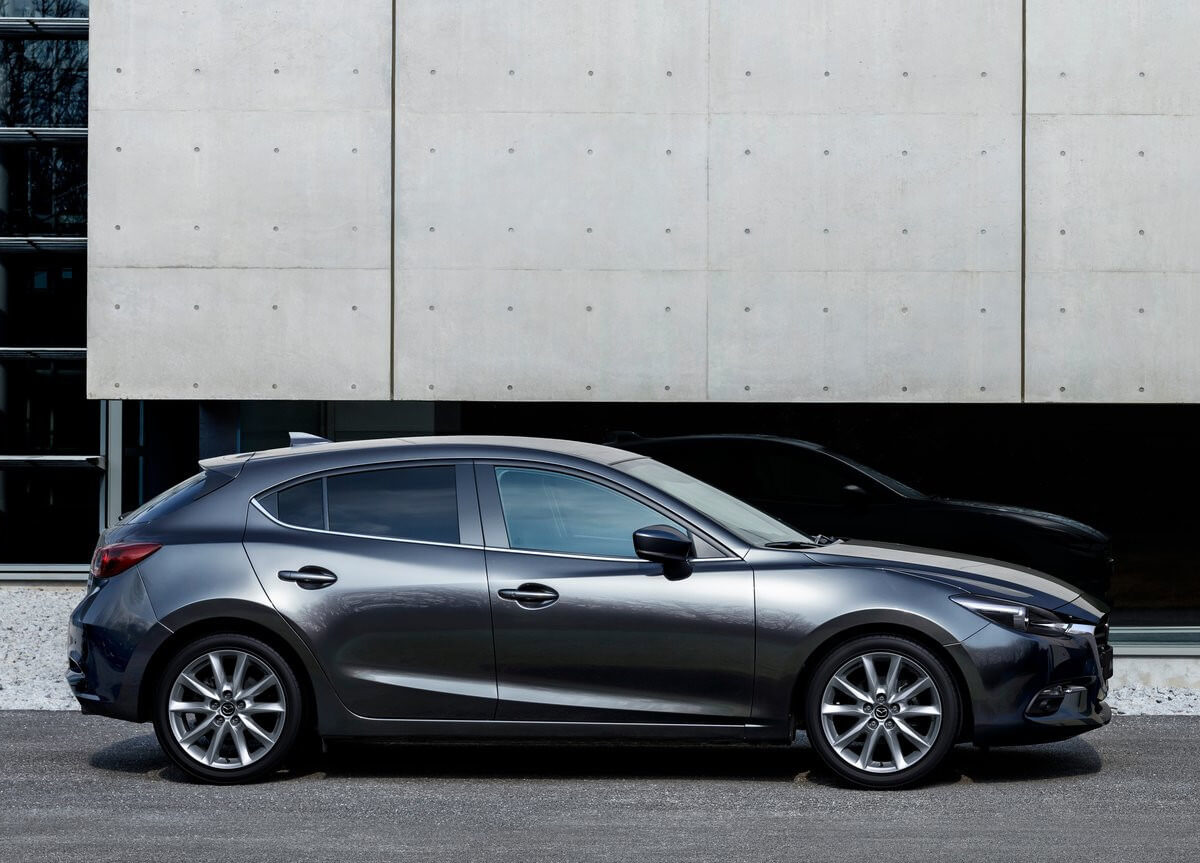 vista perfil mazda 3 2017