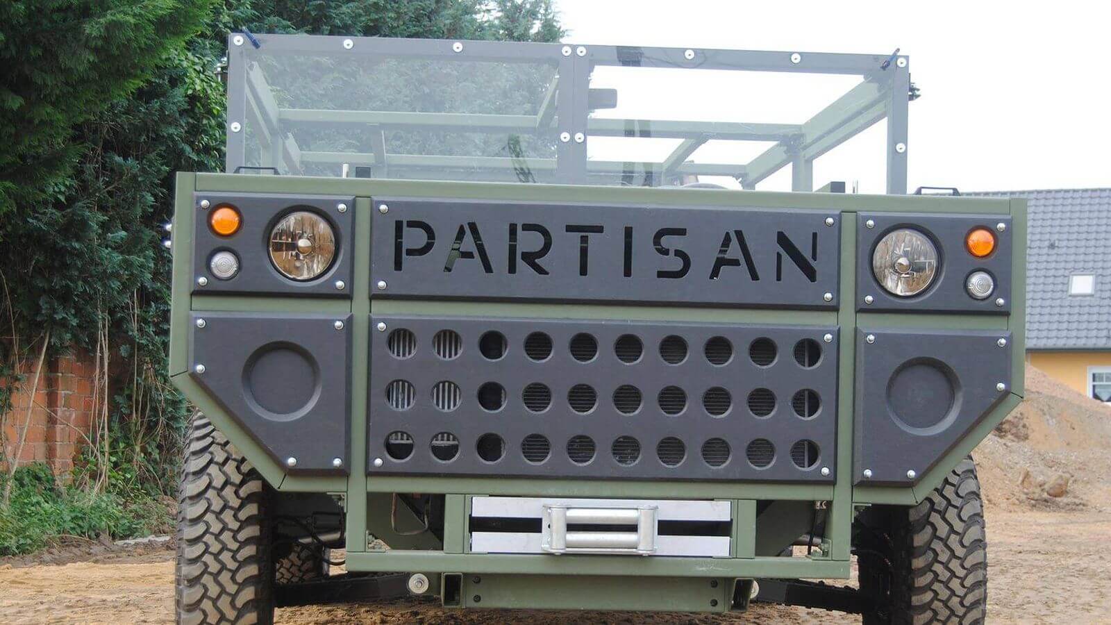 parte-frontal-partisan-one