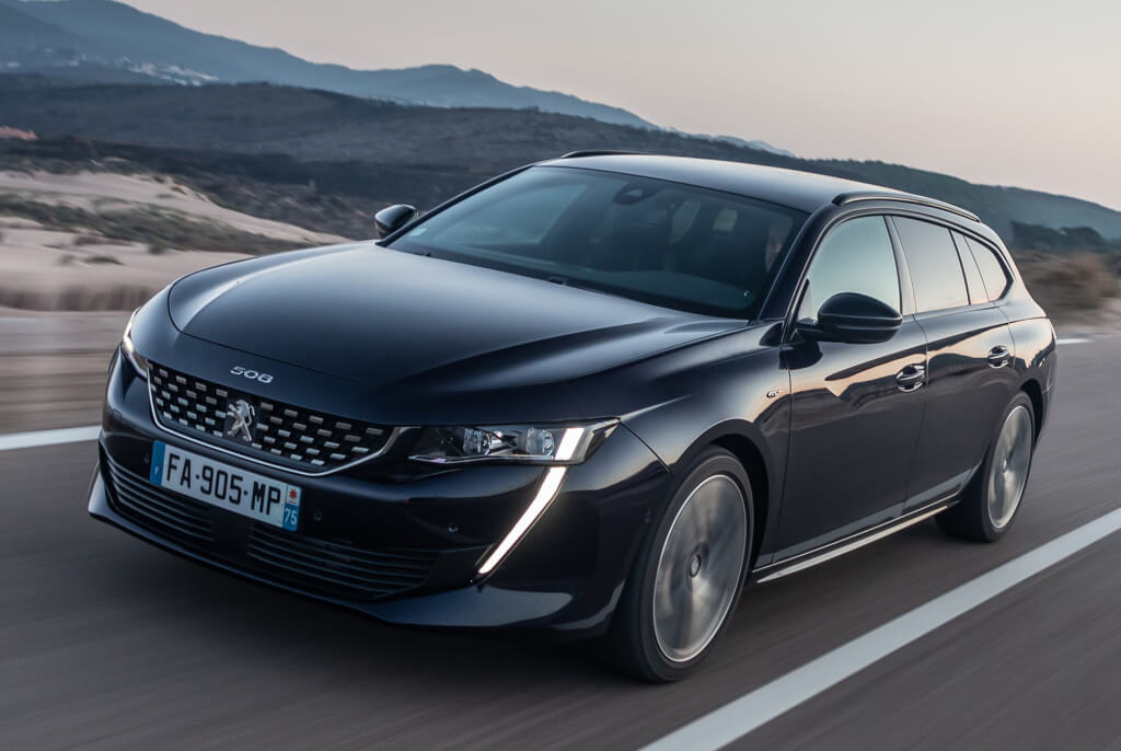 Vista delantera Peugeot 508 SW del año 2018