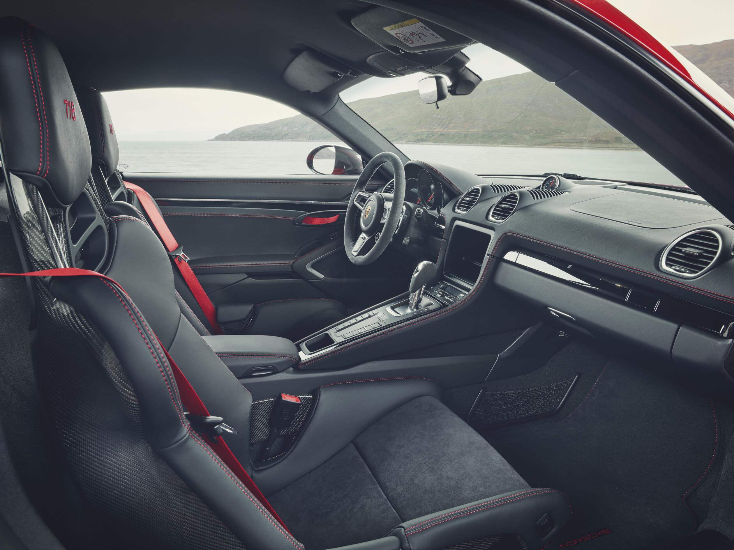 Porsche 718 T: interior