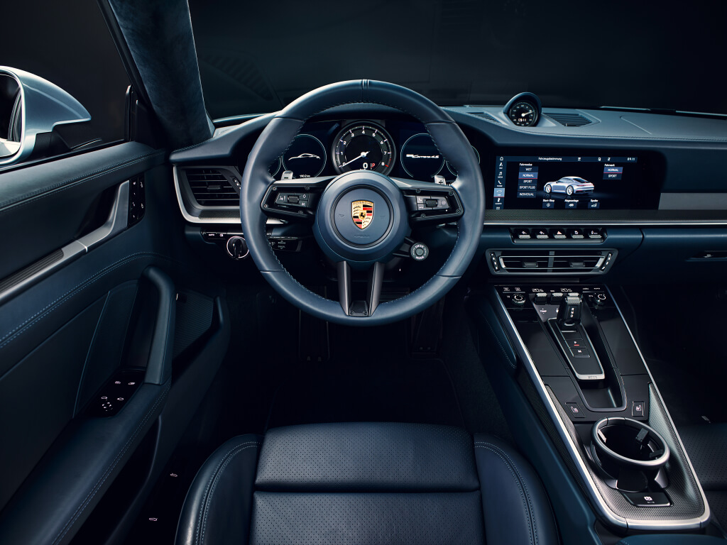 interior del Porsche 911 Carrera 4s