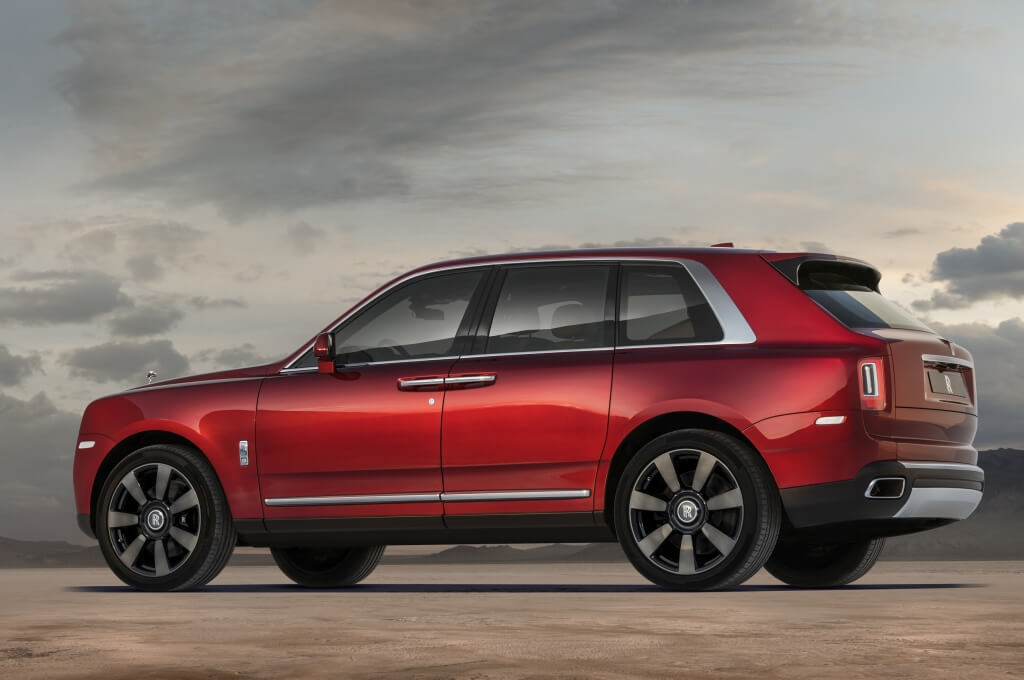 perfil de la rolls royce cullinan año 2018