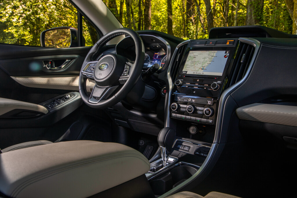 Interior Subaru Ascent Touring año 2019