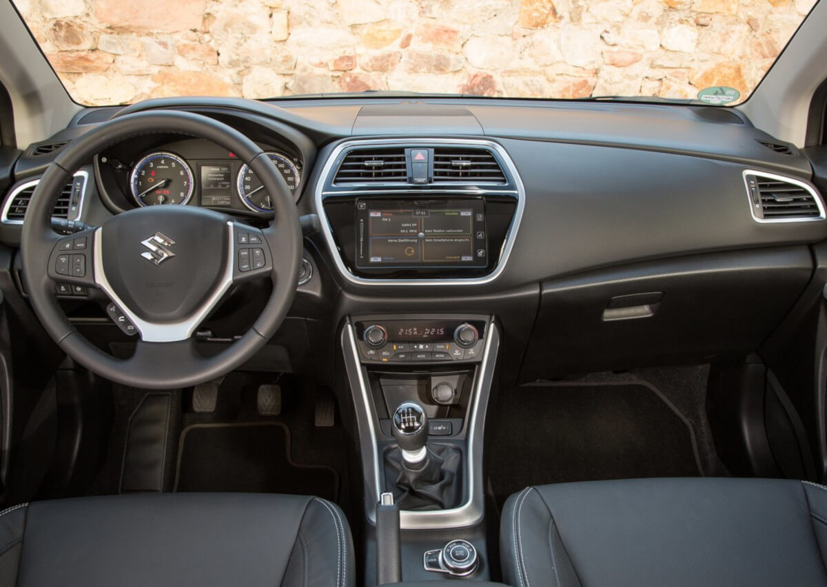 interior suzuki sx4 cross 2017