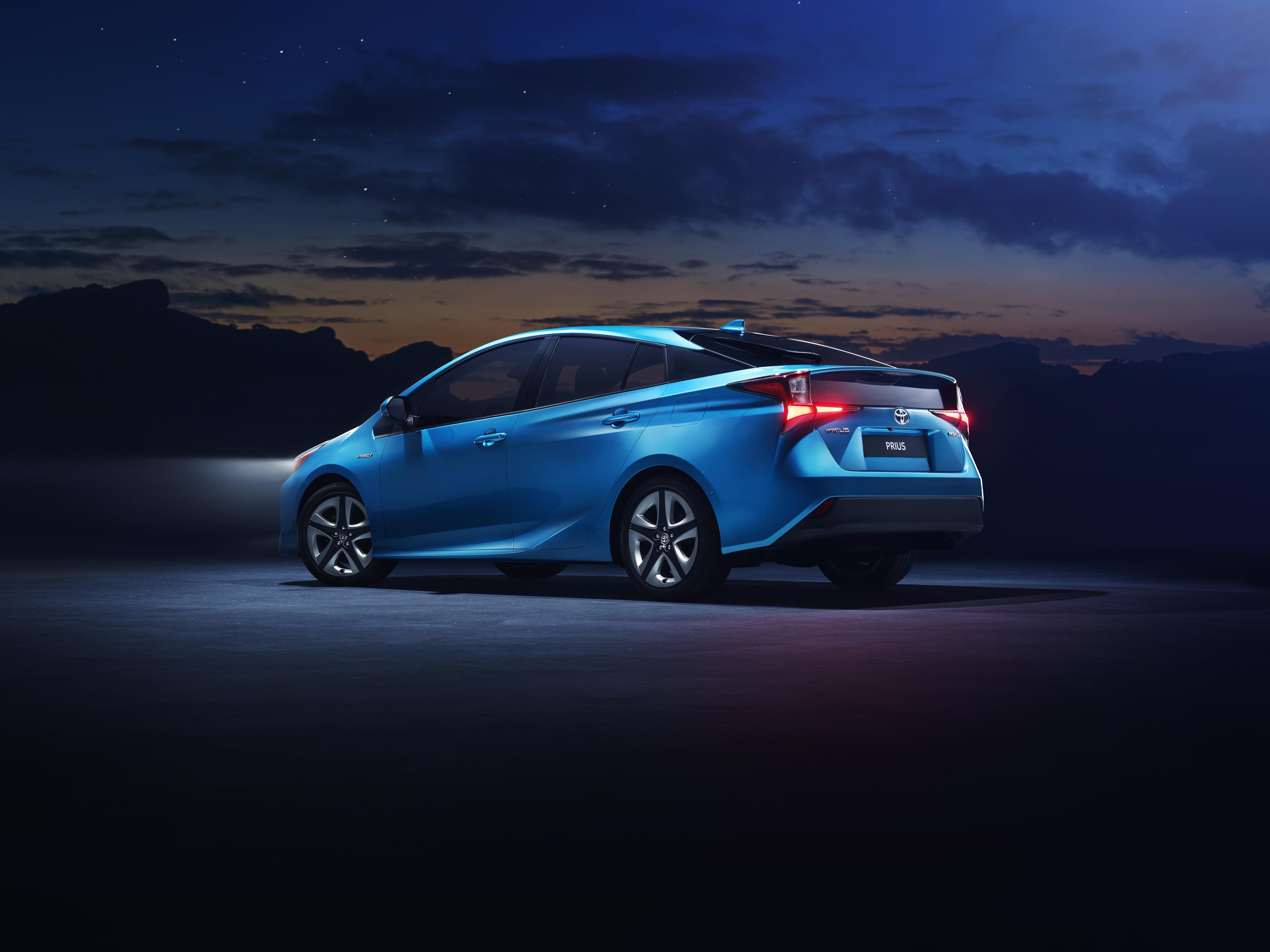 Toyota Prius 2019: trasera