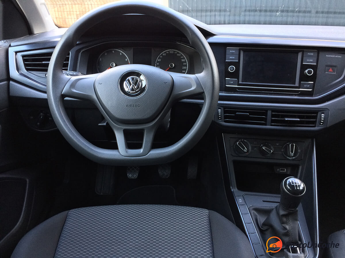 Volkswagen Polo 2018 1.0 EVO: interior